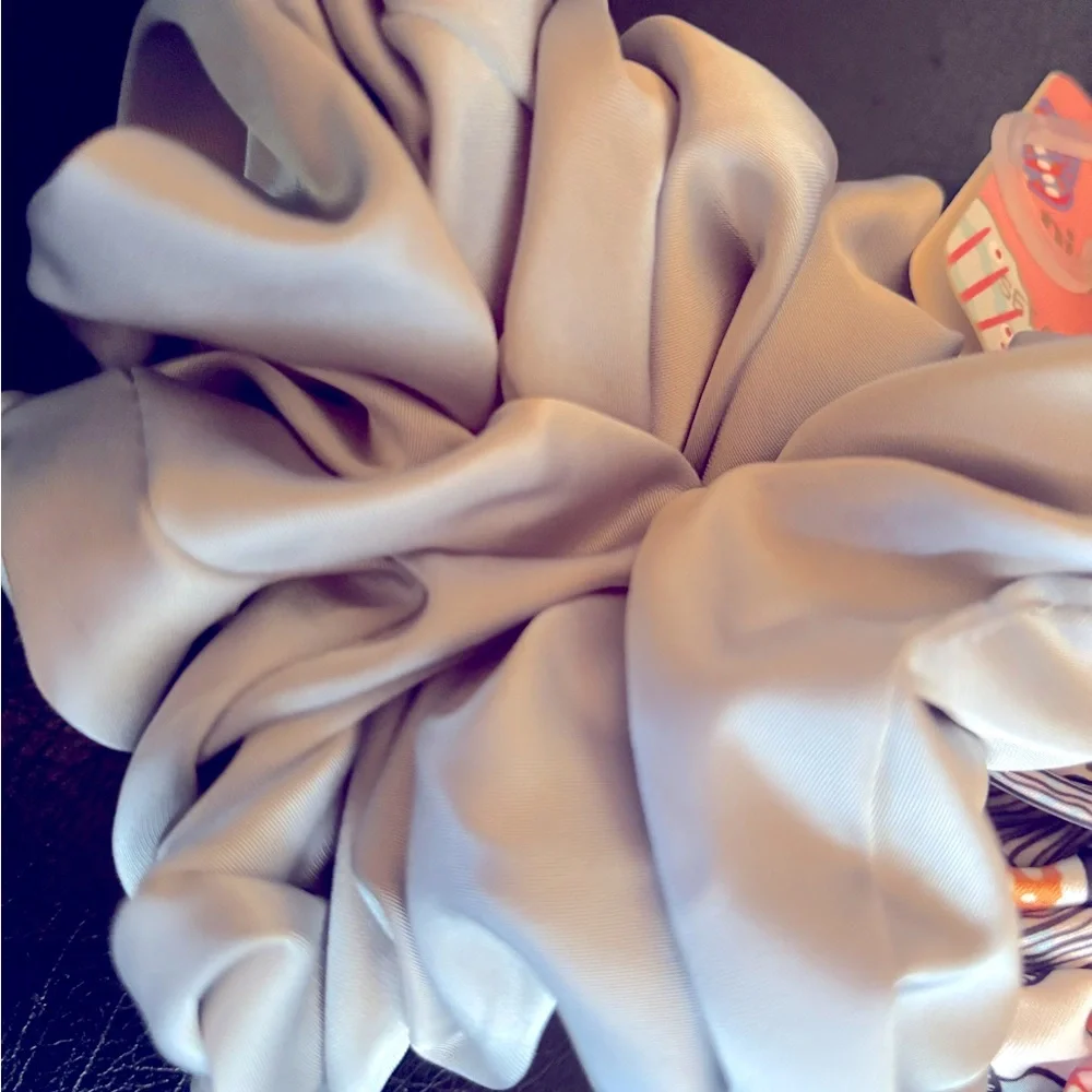 NWT Piper K Satin Hair Scrunchies Set of 2